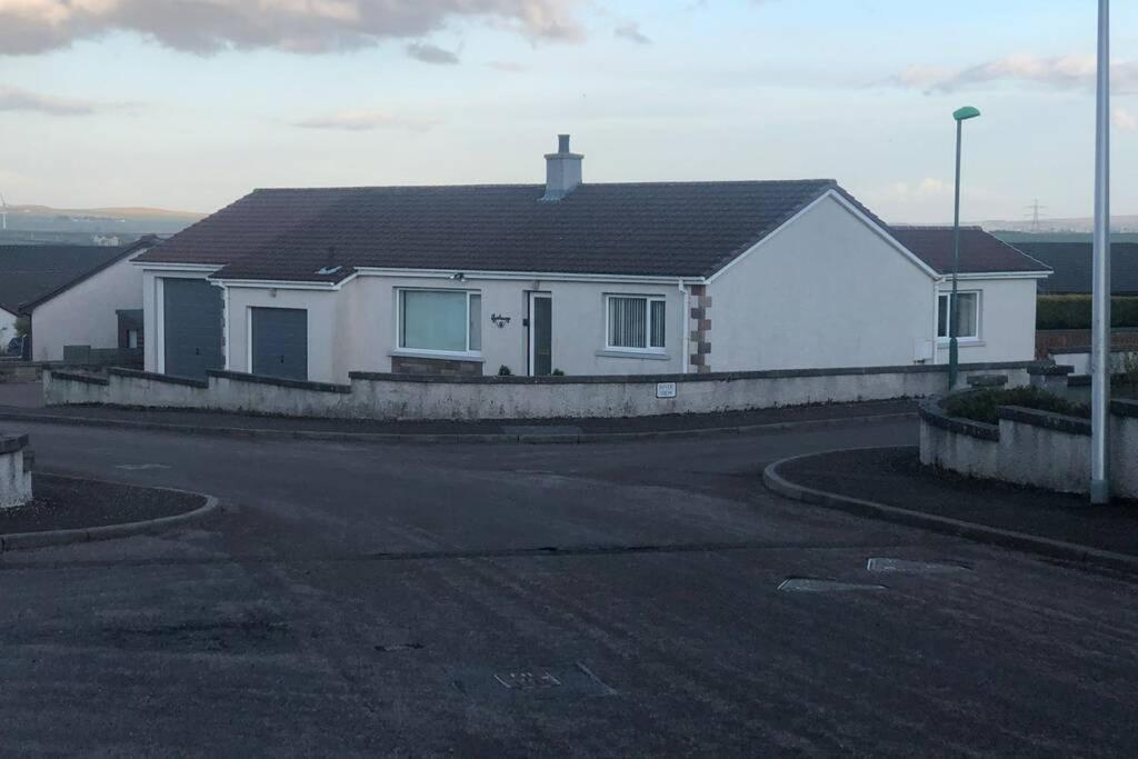 Two Bed Bungalow With Garage And Hot Tub Apartamento Thurso Exterior foto